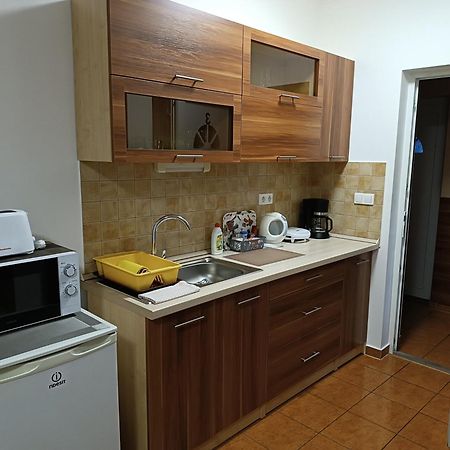 Boglarka Vendeghaz Apartment Mosonmagyarovar Ngoại thất bức ảnh