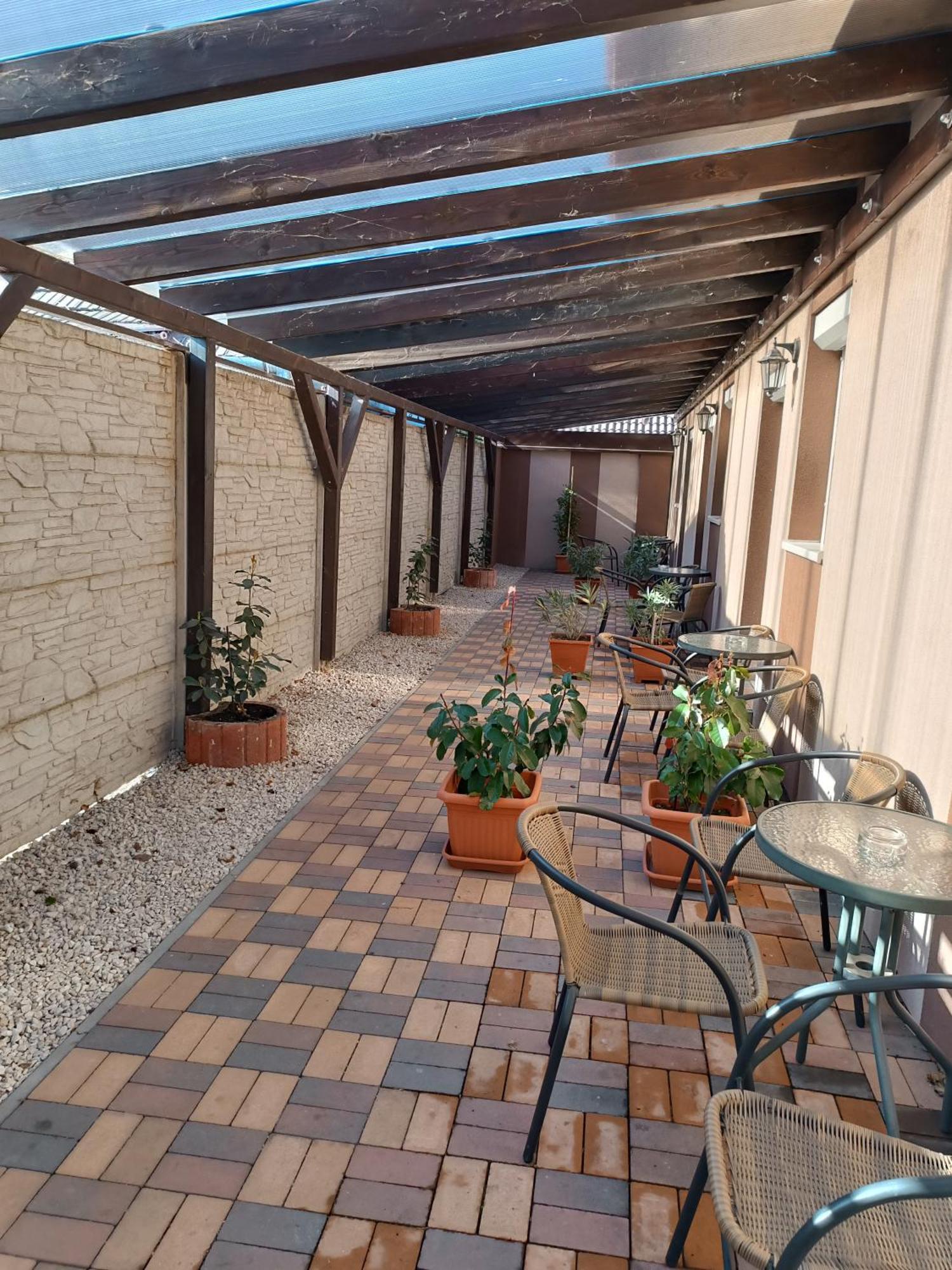 Boglarka Vendeghaz Apartment Mosonmagyarovar Ngoại thất bức ảnh