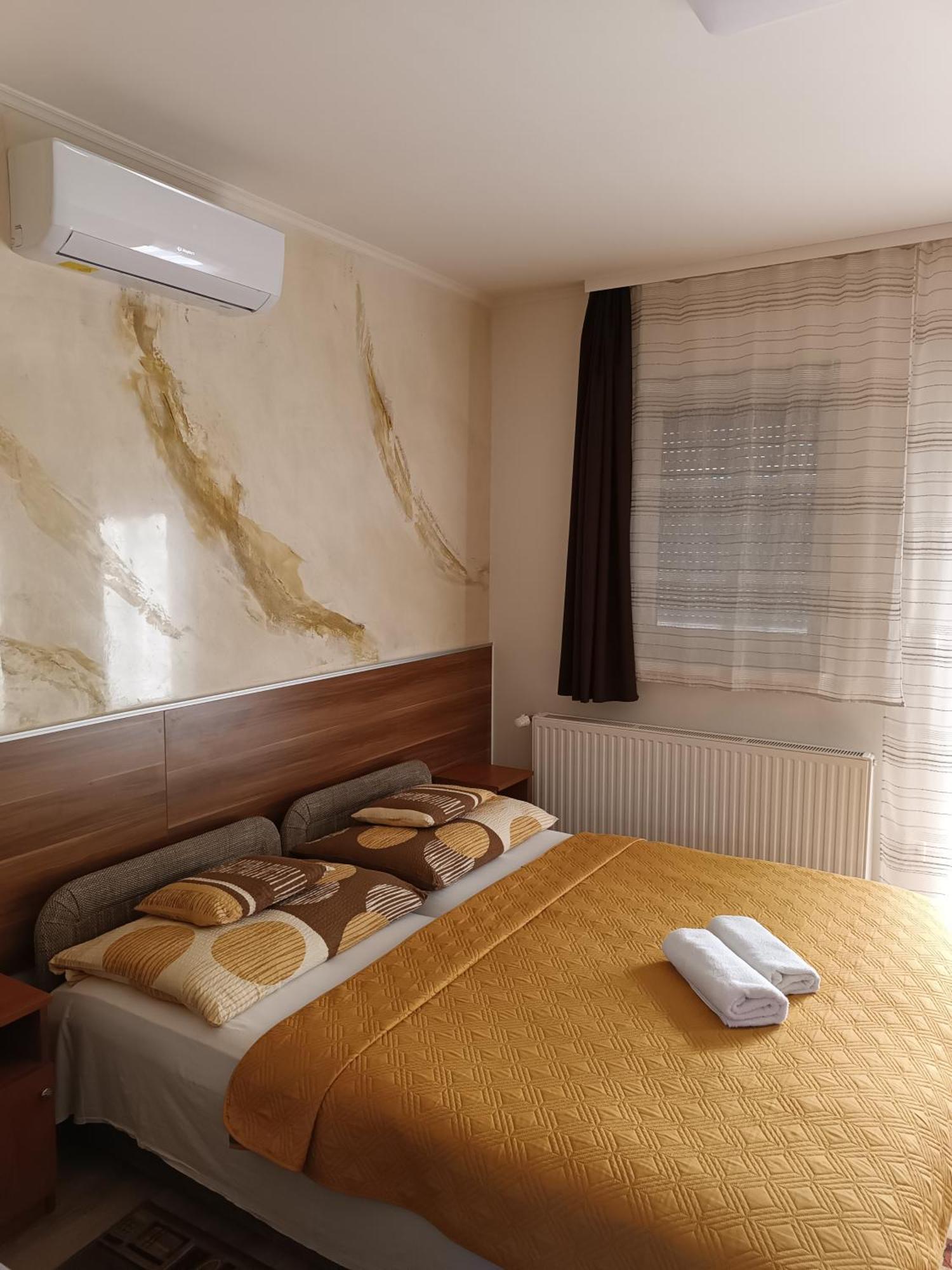 Boglarka Vendeghaz Apartment Mosonmagyarovar Ngoại thất bức ảnh