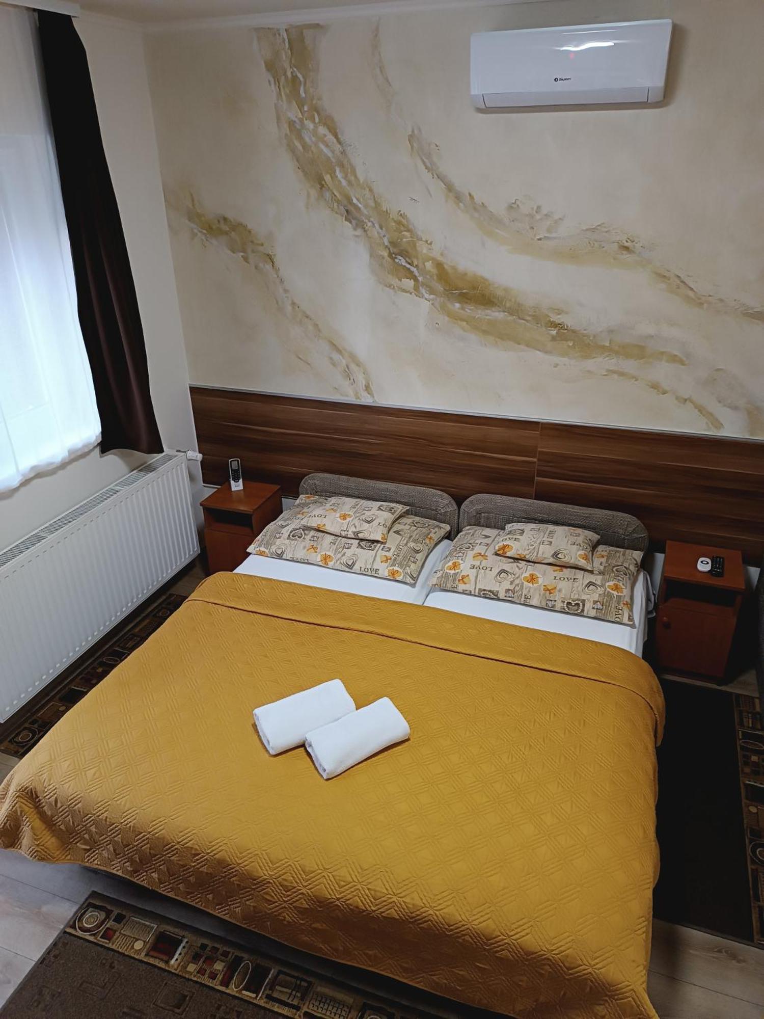 Boglarka Vendeghaz Apartment Mosonmagyarovar Ngoại thất bức ảnh