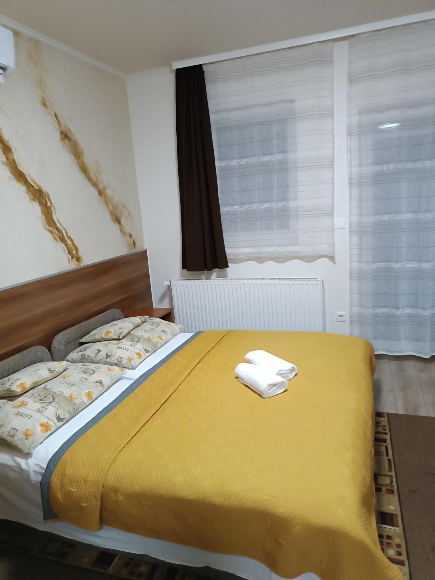 Boglarka Vendeghaz Apartment Mosonmagyarovar Ngoại thất bức ảnh