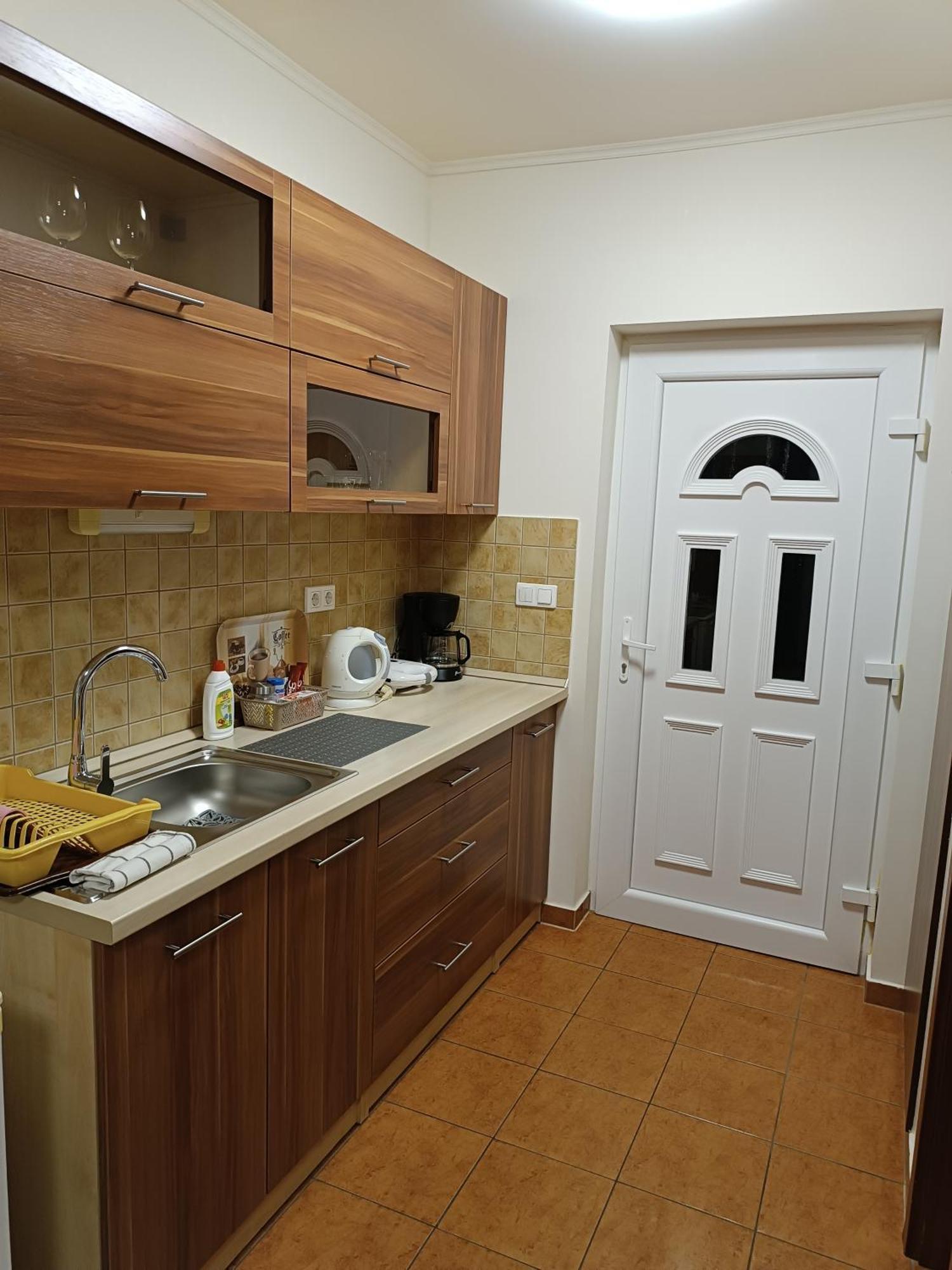 Boglarka Vendeghaz Apartment Mosonmagyarovar Ngoại thất bức ảnh