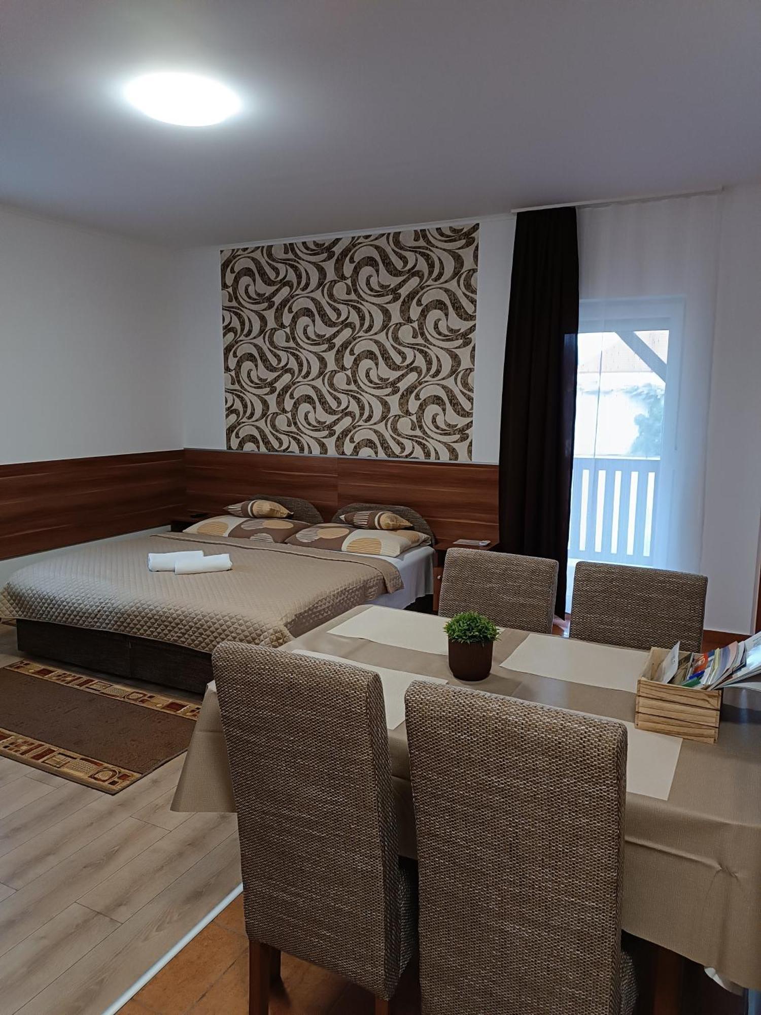 Boglarka Vendeghaz Apartment Mosonmagyarovar Ngoại thất bức ảnh